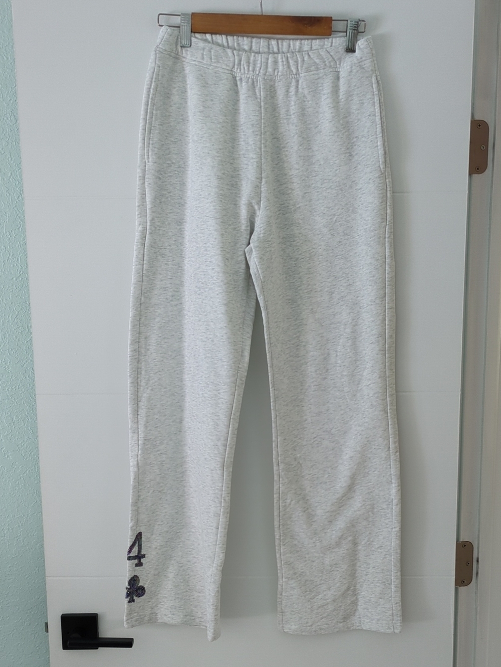 QUEEN OF SPARKLES Light Heather Gray  Sweatpants with Number Accent Sz XS